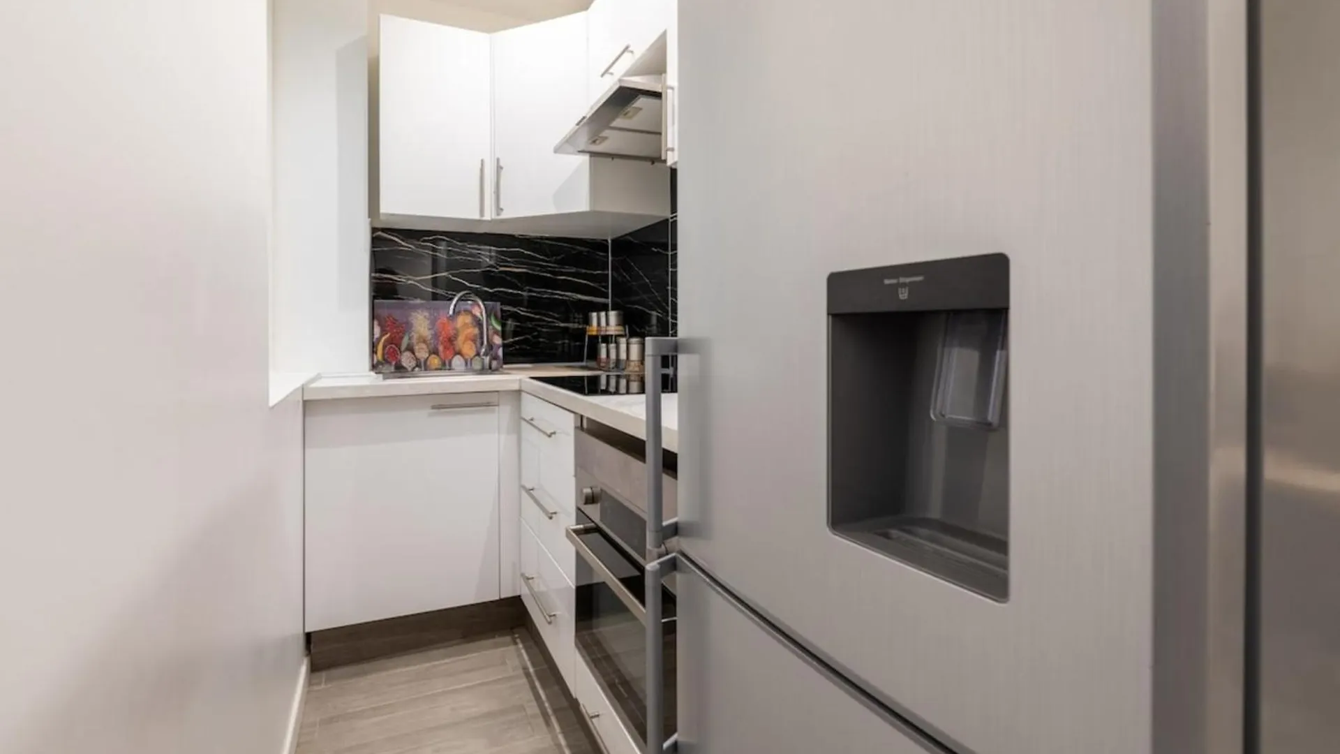 Stylish Contemporary 1Bd Apartmentmenilmontant 巴黎
